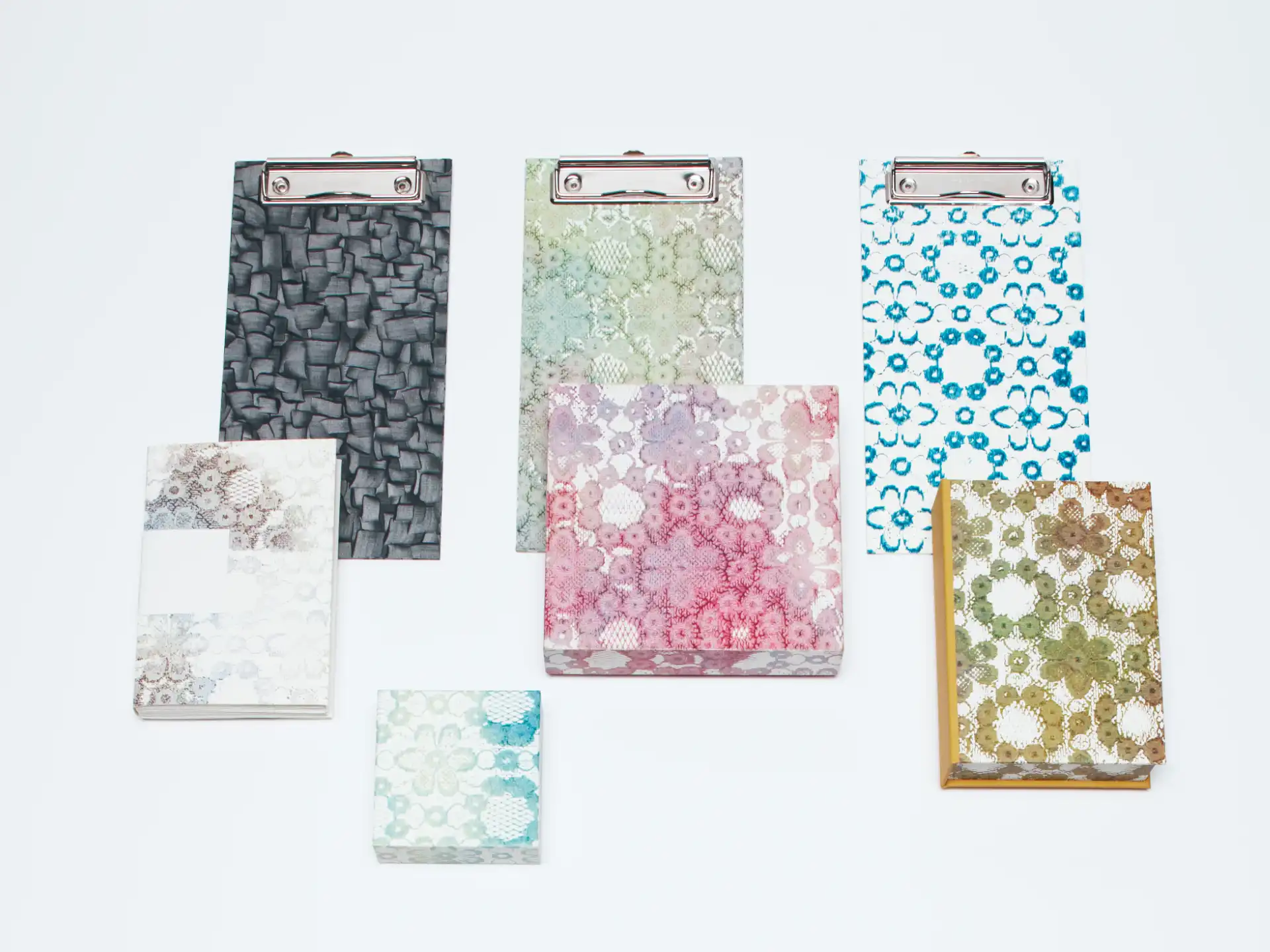 不思議な陰翳をもつ<br>『クライスター・パピア』<br>Kleisterpapier