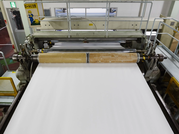 日清紡ペーパー プロダクツ<br>富士事業所 円網抄紙機